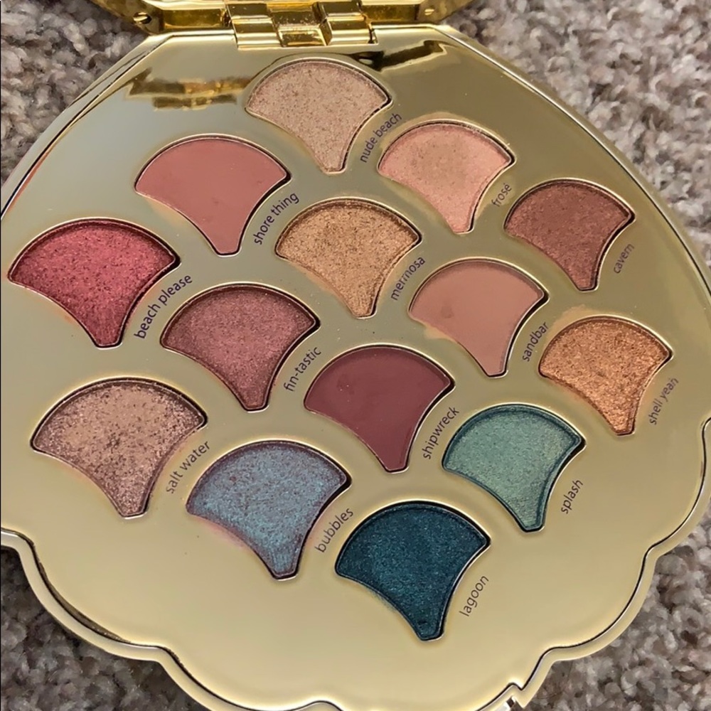 Tarte cosmetics mermaid eyeshadow palette